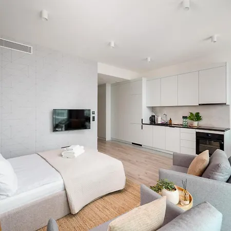 Apartman Towarowa Towers Superior By Bookinghost