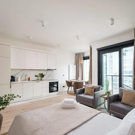 Апартаменты Towarowa Towers Superior By Bookinghost *