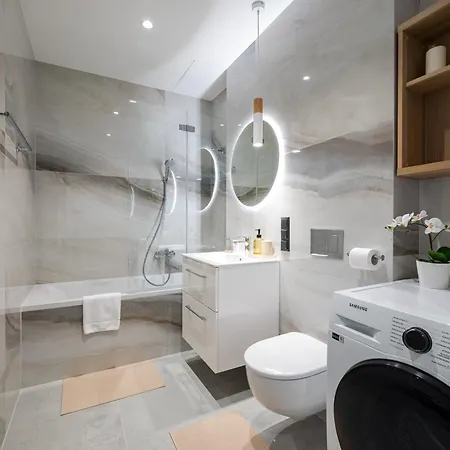 Towarowa Towers Superior By Bookinghost Apartman