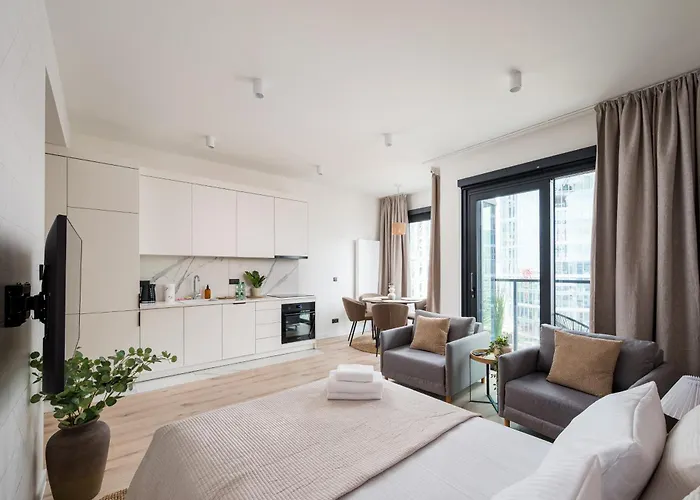 Apartment Towarowa Towers Superior By Bookinghost *