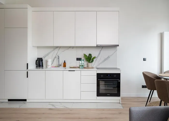 Towarowa Towers Superior By Bookinghost Apartment