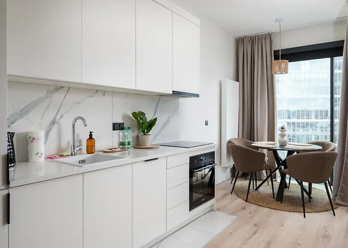 Towarowa Towers Superior By Bookinghost Apartment *