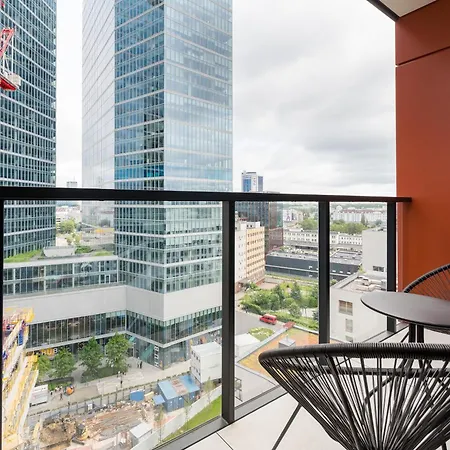 Towarowa Towers Superior By Bookinghost