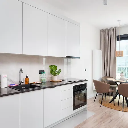 Appartement Towarowa Towers Superior By Bookinghost Varsovie